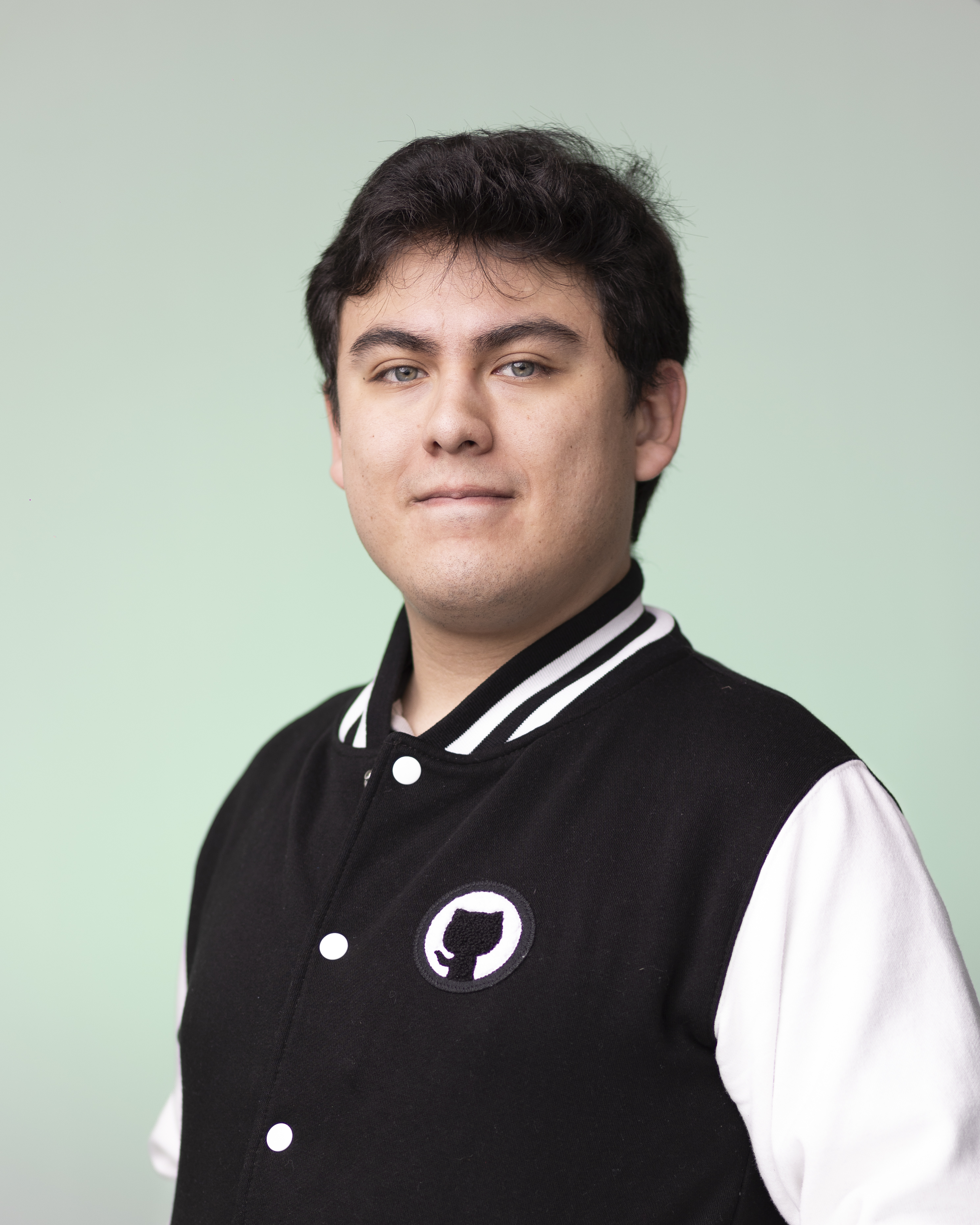 Manuel Ortiz' profile card